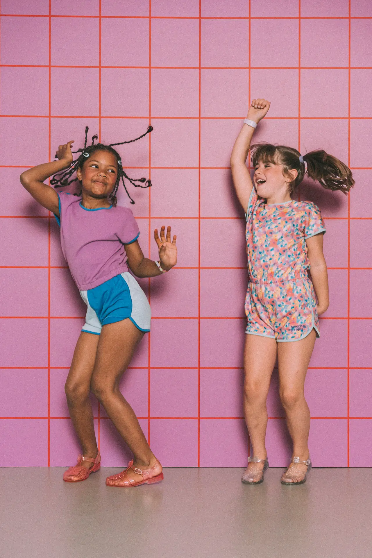 LOOKBOOK_0865 – Togs Moments +Post Title + Separator + Category + Separator + Site Title