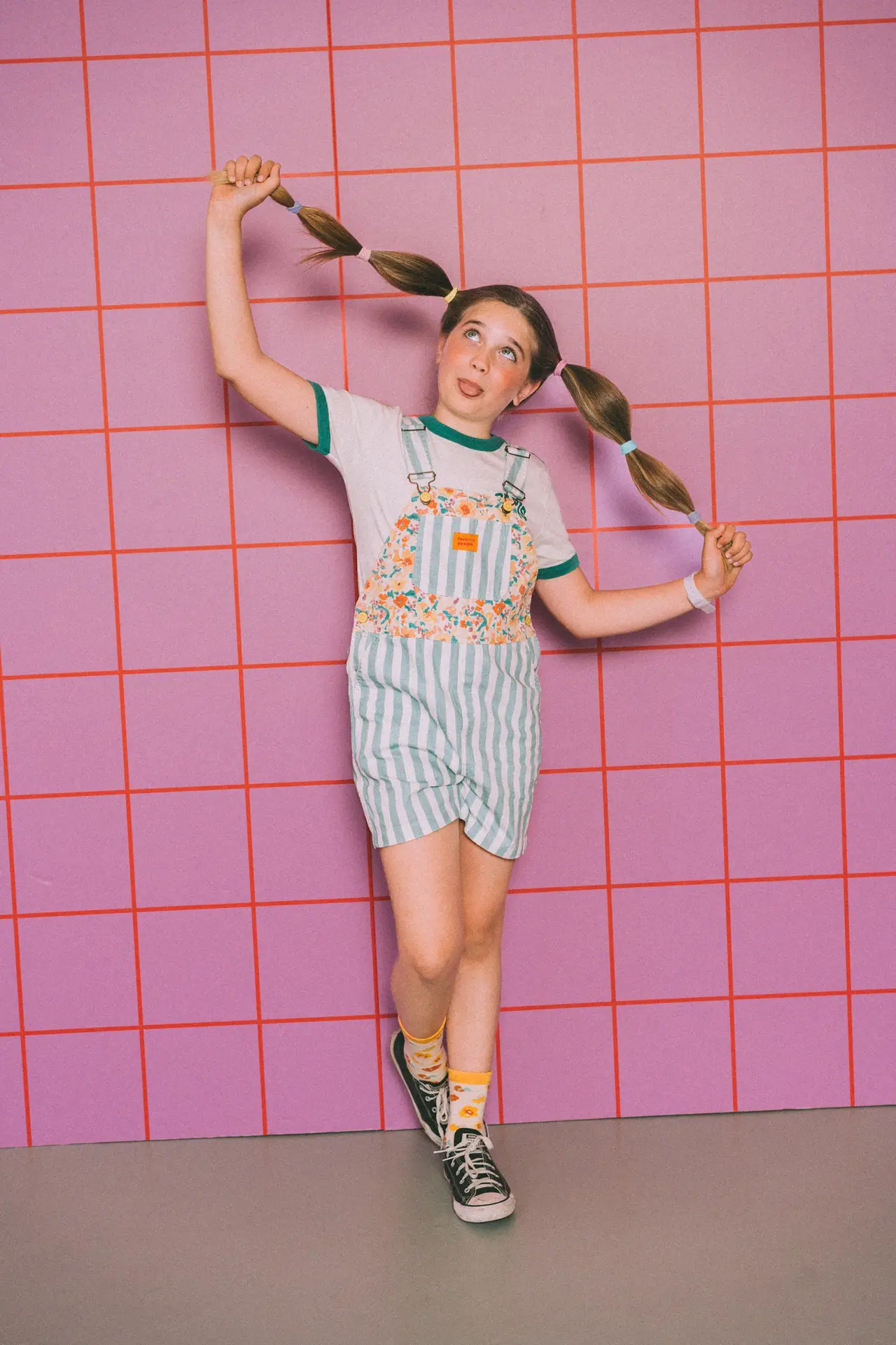 LOOKBOOK_1057 – Togs Moments +Post Title + Separator + Category + Separator + Site Title