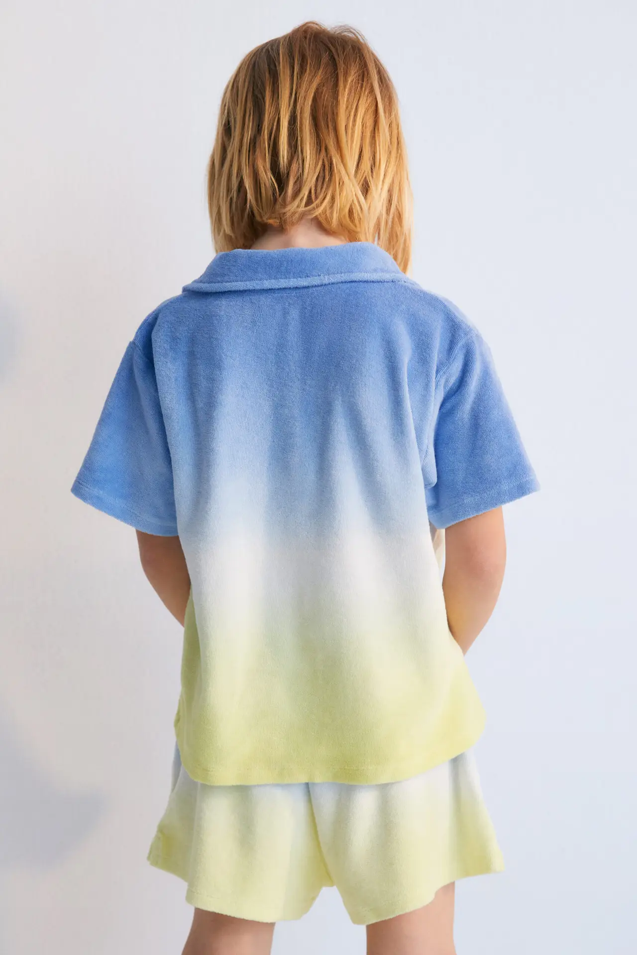 L_30_BOY_1633 – Togs Moments +Post Title + Separator + Category + Separator + Site Title