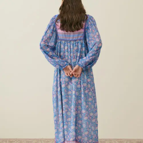  +Post Title + Separator + Category + Separator + Site Title