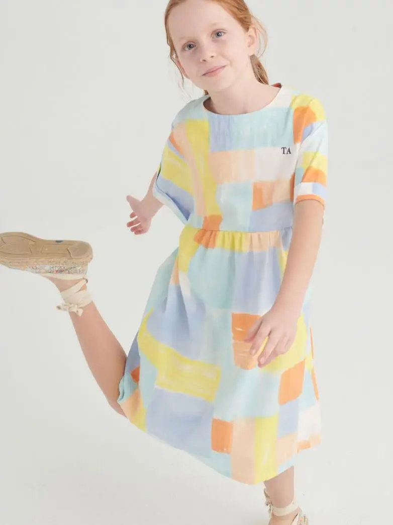 download (27) – Togs Moments +Post Title + Separator + Category + Separator + Site Title