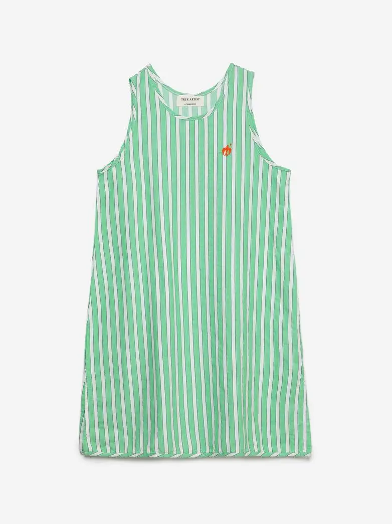 download (52) – Togs Moments +Post Title + Separator + Category + Separator + Site Title