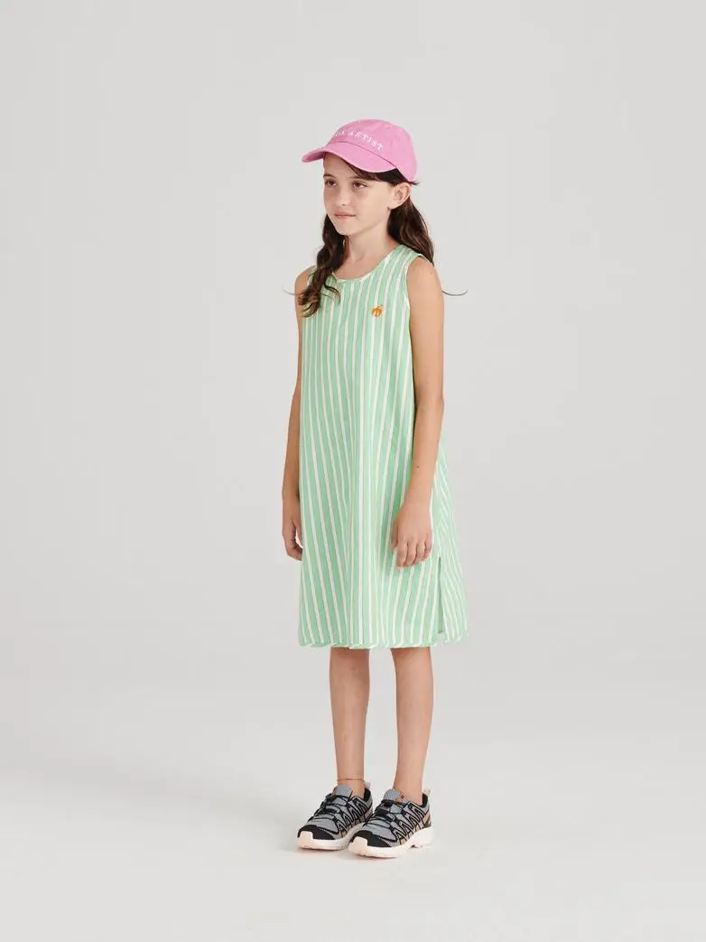 download (54) – Togs Moments +Post Title + Separator + Category + Separator + Site Title