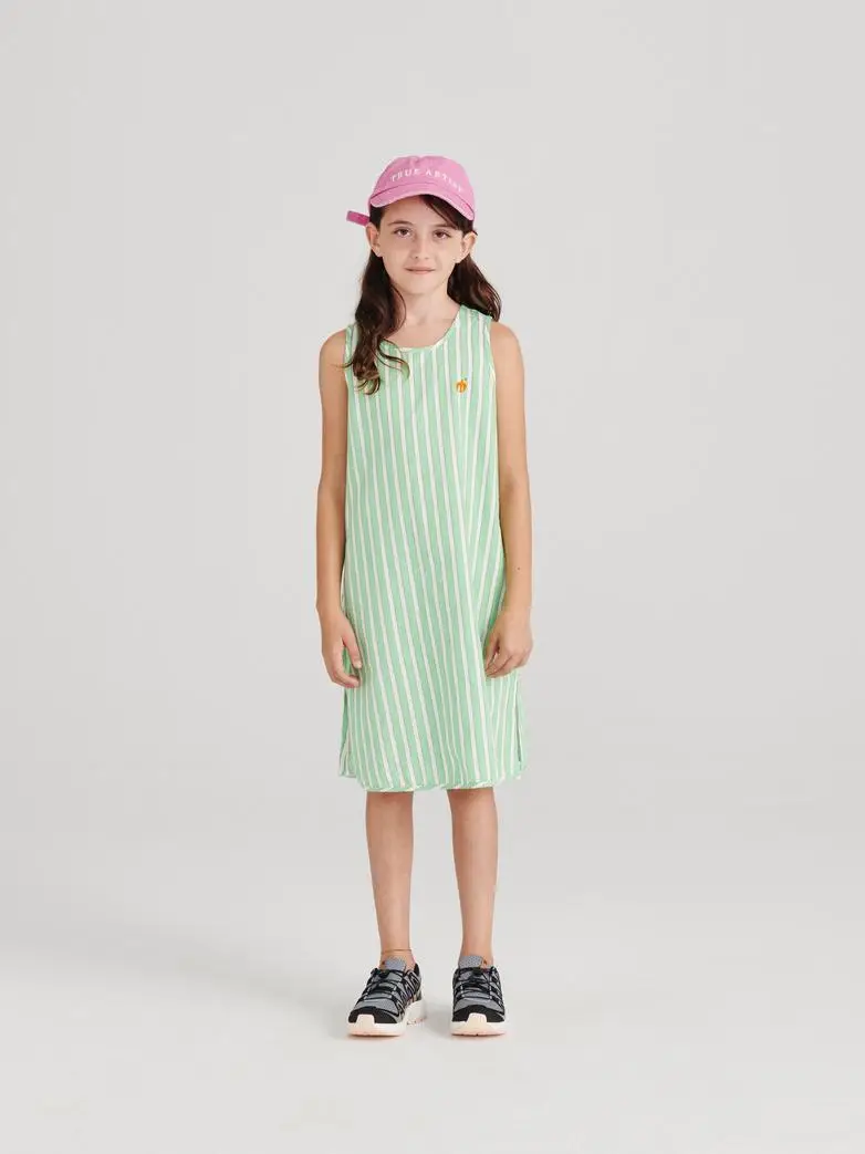 download (55) – Togs Moments +Post Title + Separator + Category + Separator + Site Title