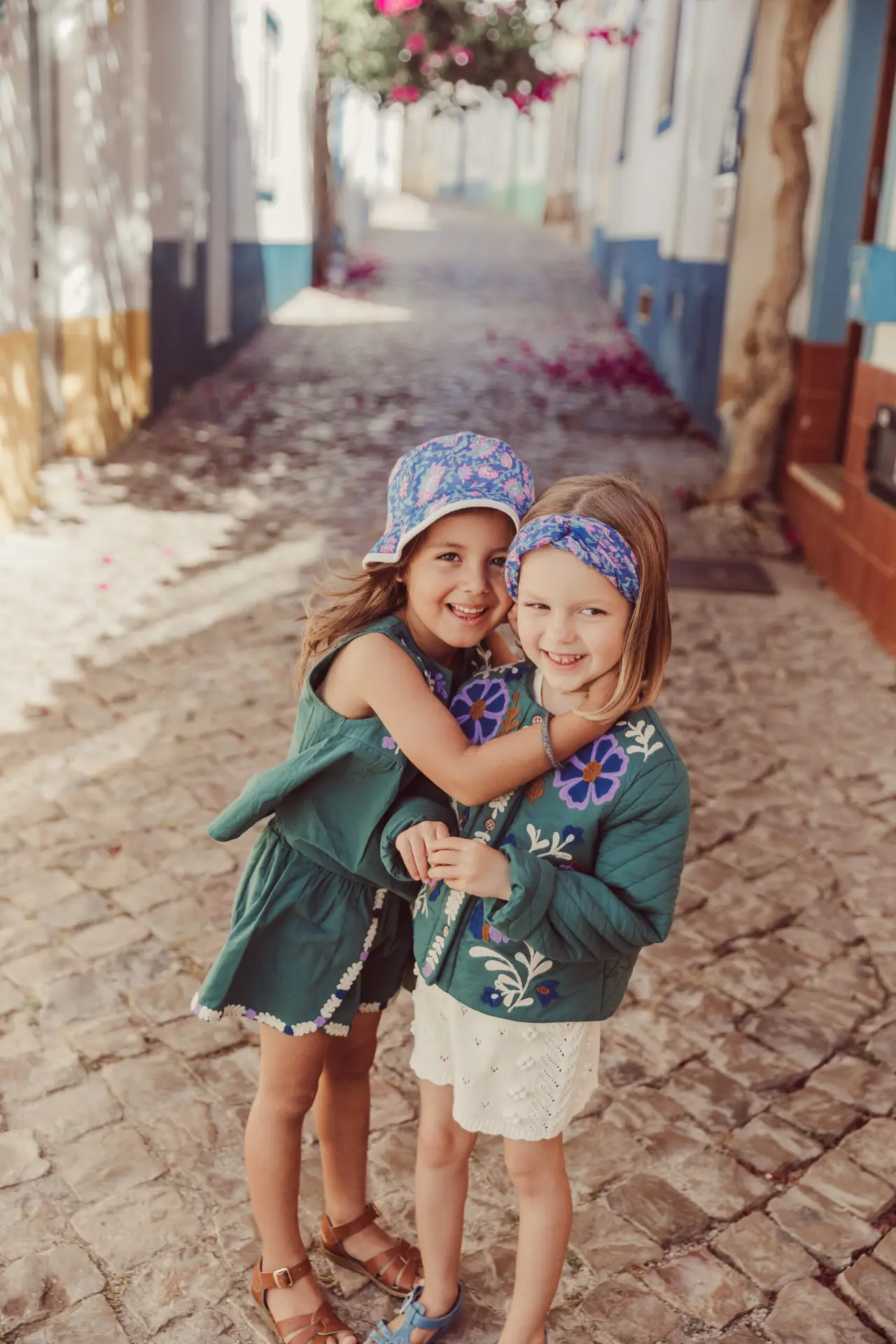 image00153 – Togs Moments +Post Title + Separator + Category + Separator + Site Title