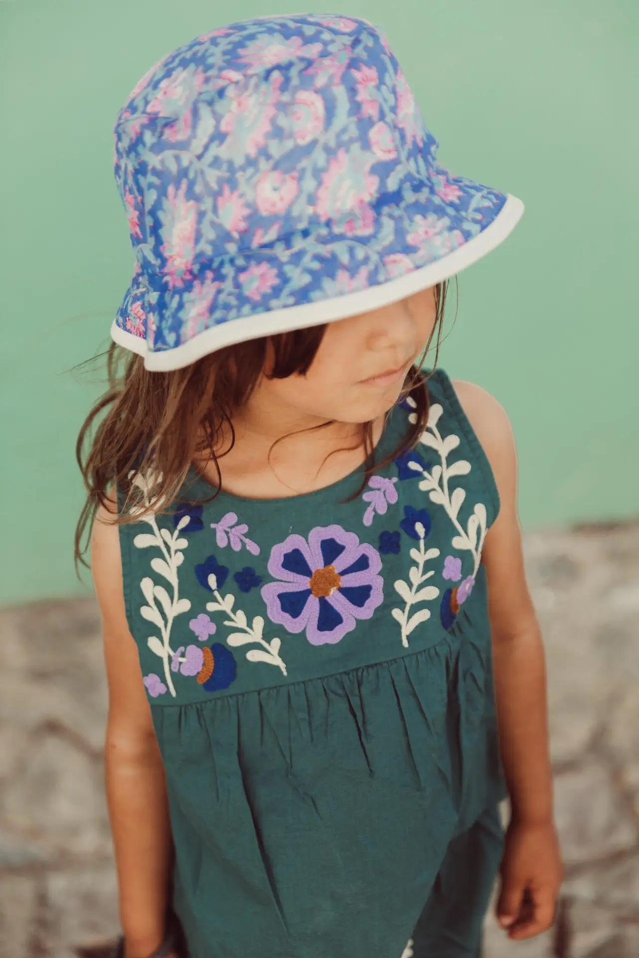 image00156 – Togs Moments +Post Title + Separator + Category + Separator + Site Title