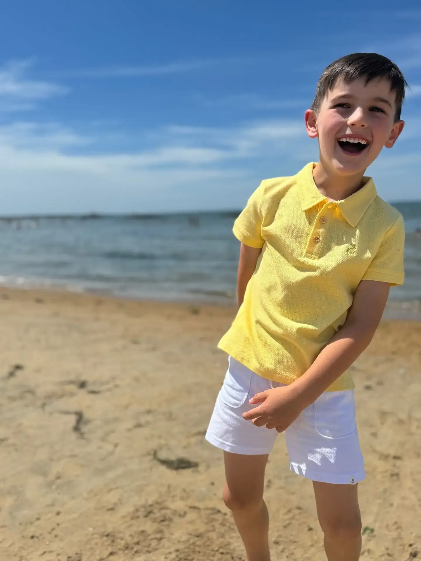 HB1462e-2 – Togs Moments +Post Title + Separator + Category + Separator + Site Title