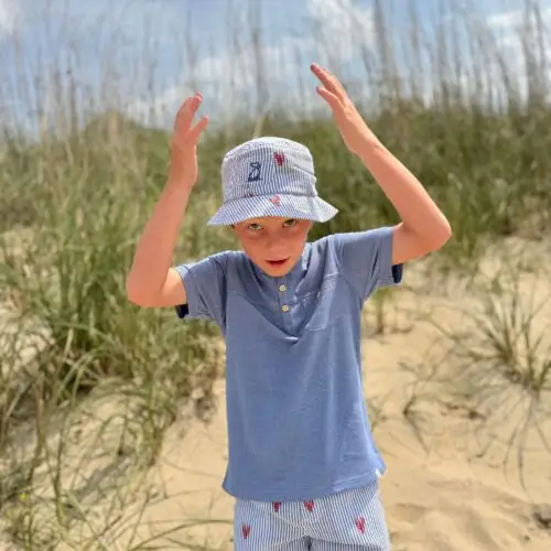 HB1485g-2 – Togs Moments +Post Title + Separator + Category + Separator + Site Title