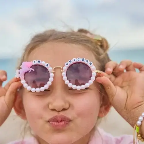  +Post Title + Separator + Category + Separator + Site Title