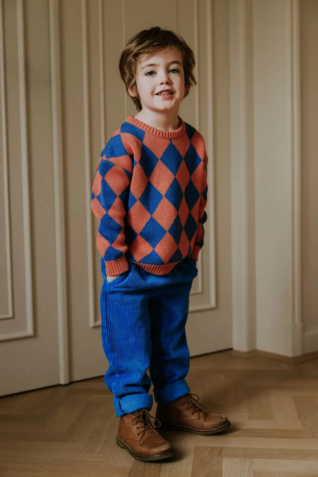 3 – Togs Moments +Post Title + Separator + Category + Separator + Site Title