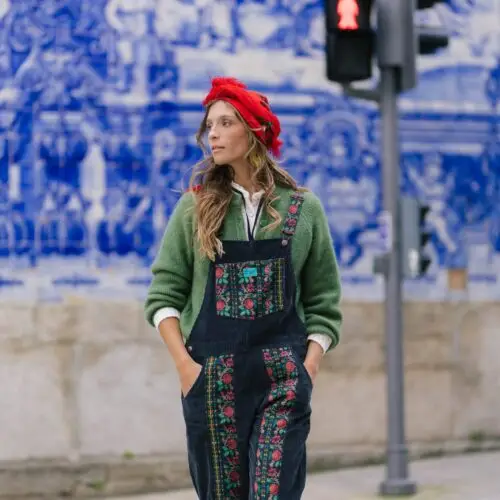  +Post Title + Separator + Category + Separator + Site Title