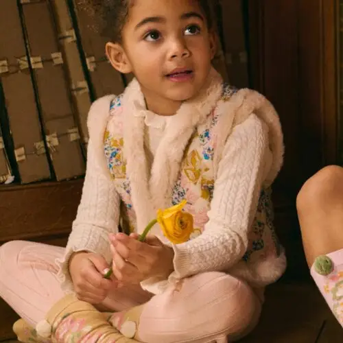  +Post Title + Separator + Category + Separator + Site Title