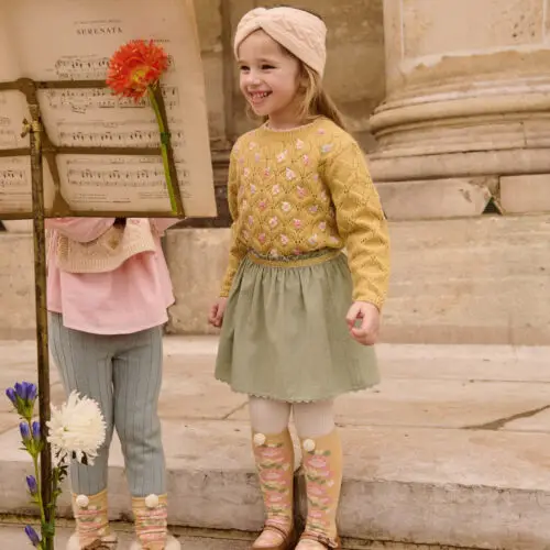  +Post Title + Separator + Category + Separator + Site Title