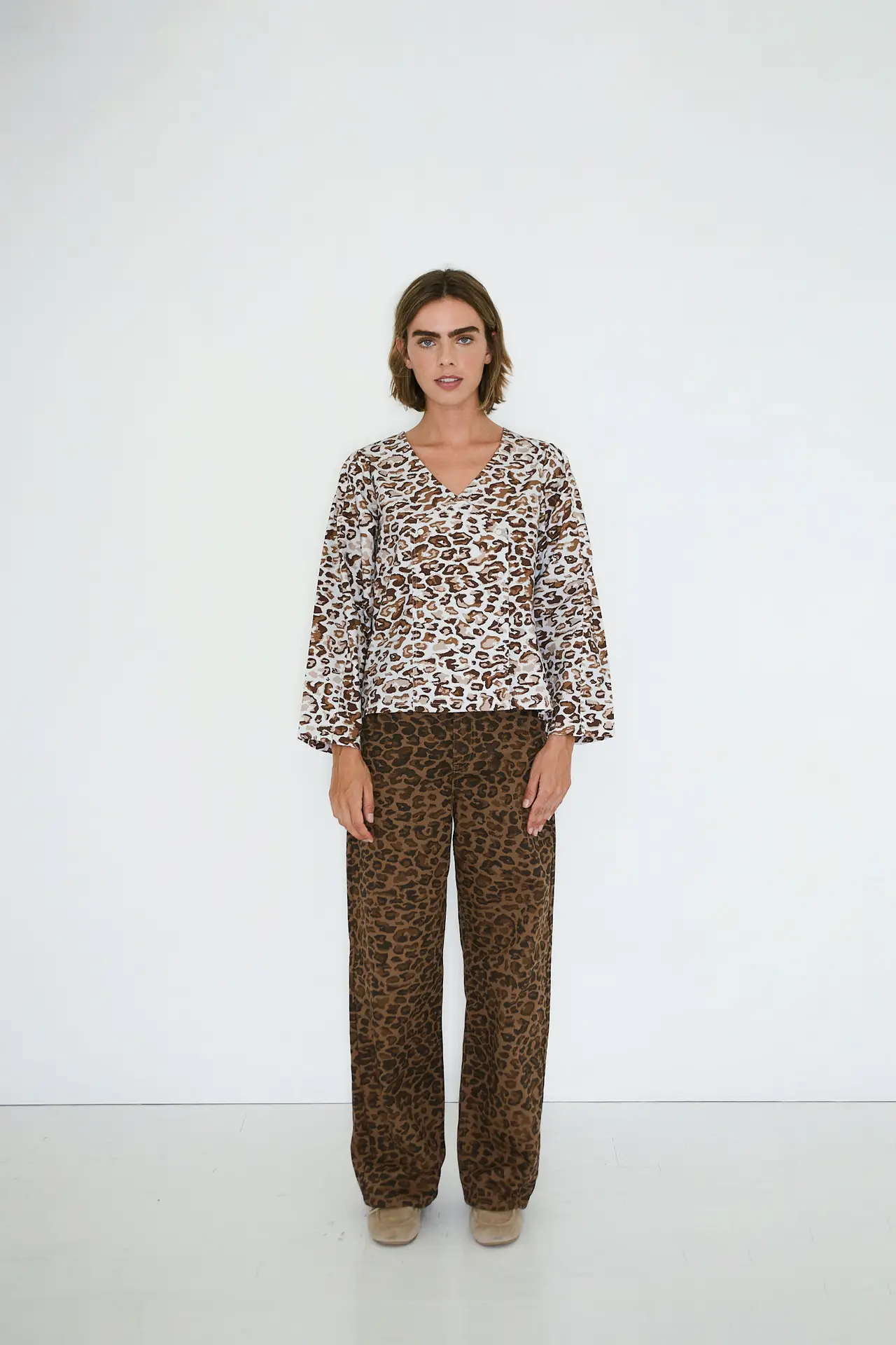 AW25-641-J24_6 – Togs Moments +Post Title + Separator + Category + Separator + Site Title