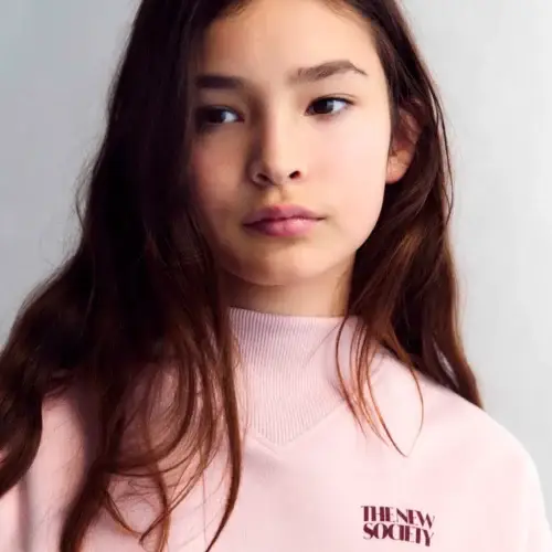 LOLA_TEEN_SWEATSHIRT_LOOKBOOK – Togs Moments +Post Title + Separator + Category + Separator + Site Title