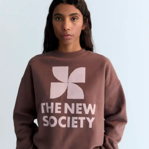 L_12_WOMAN_DAY2_1173 – Togs Moments +Post Title + Separator + Category + Separator + Site Title