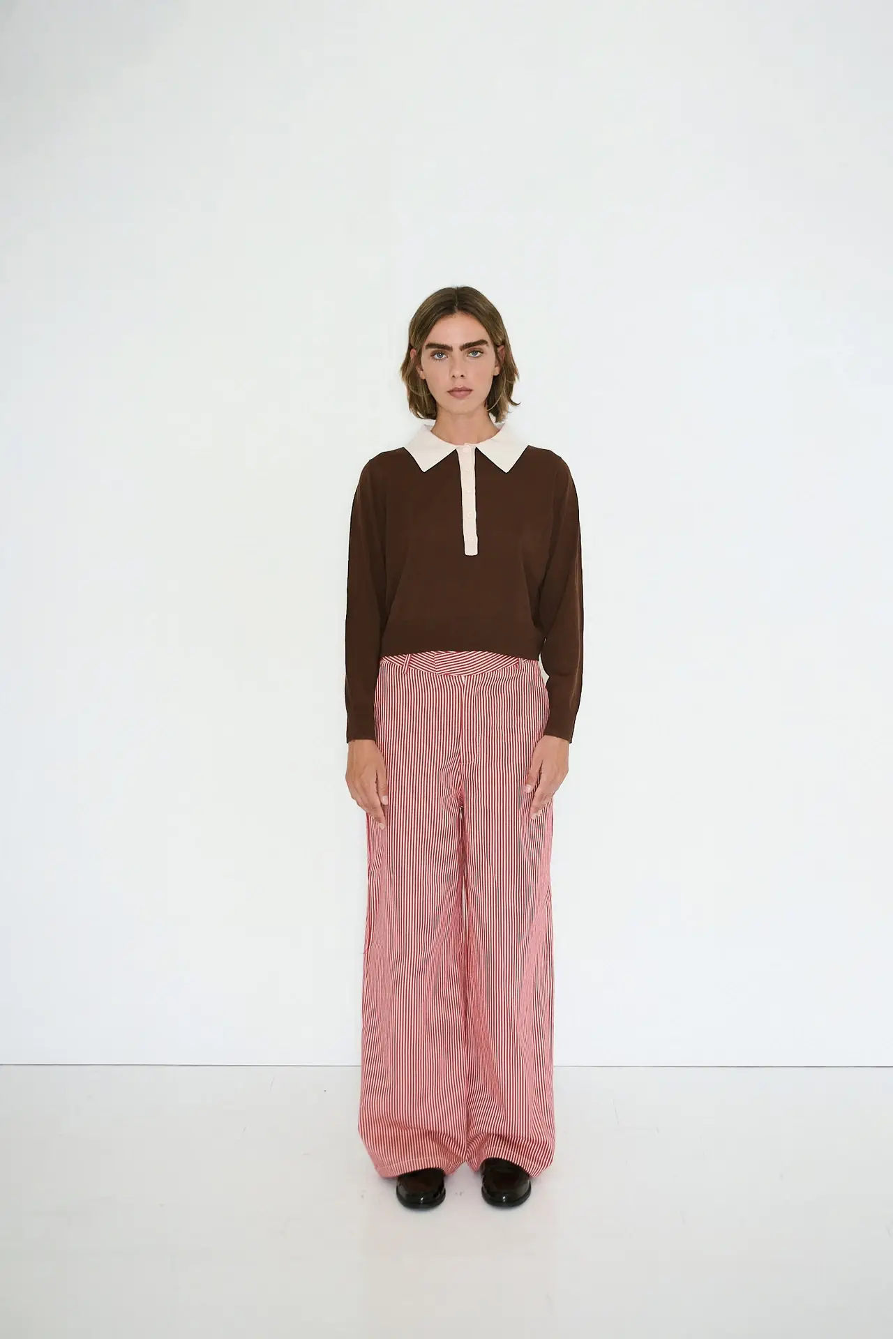 aw25-657-j08_6 – Togs Moments +Post Title + Separator + Category + Separator + Site Title