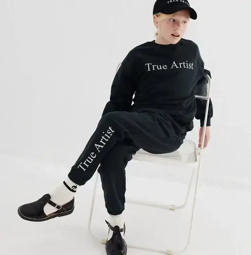  +Post Title + Separator + Category + Separator + Site Title