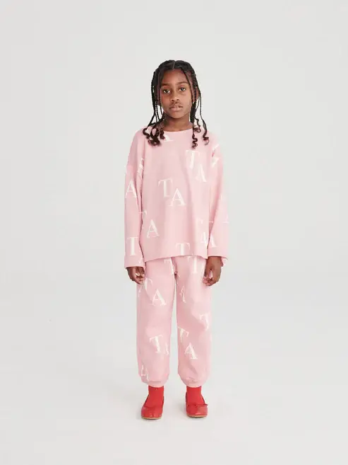 T224MA033_1_011598a2-939c-4e46-8c95-2fcdbb99bc6b – Togs Moments +Post Title + Separator + Category + Separator + Site Title