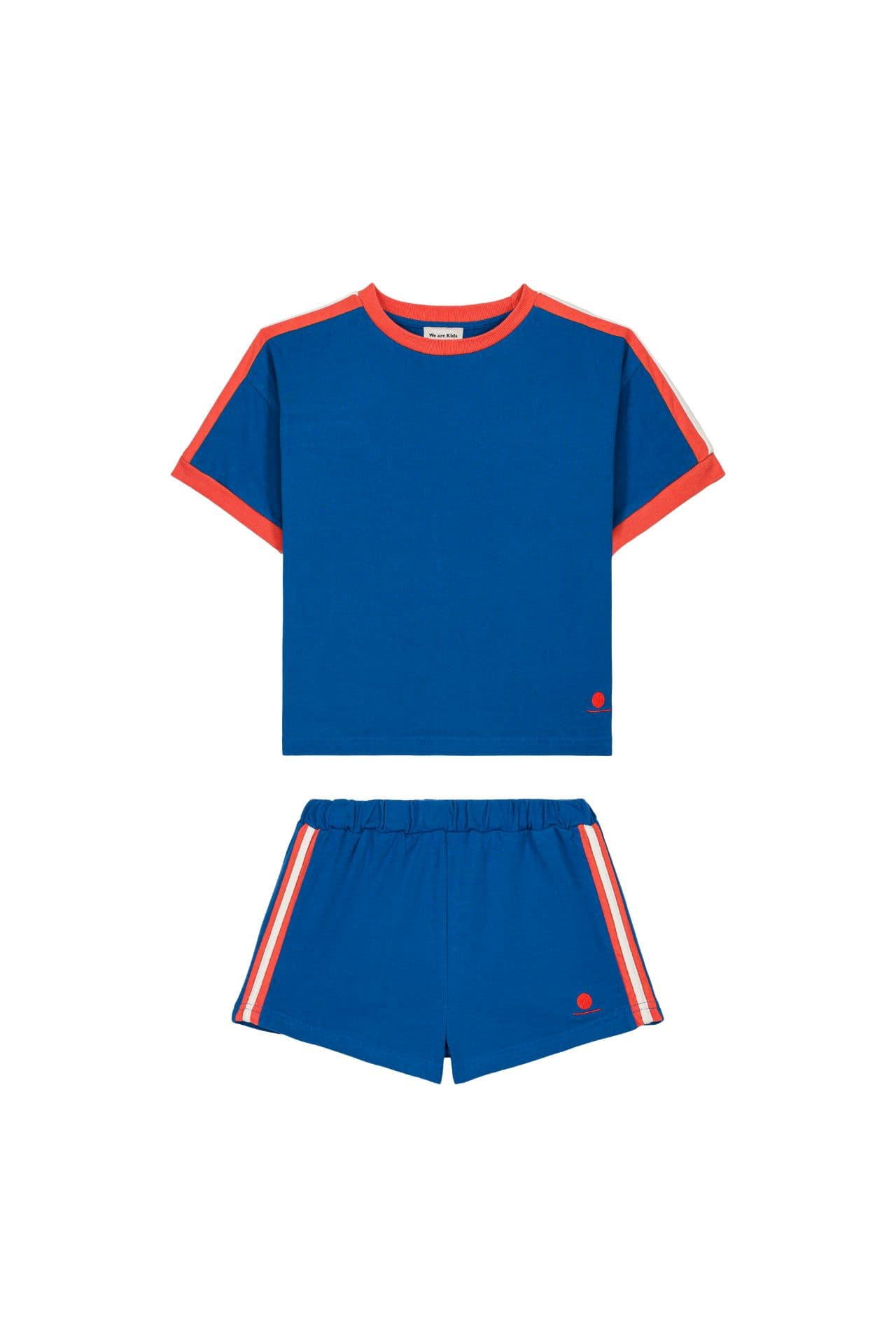 21 – Togs Moments +Post Title + Separator + Category + Separator + Site Title